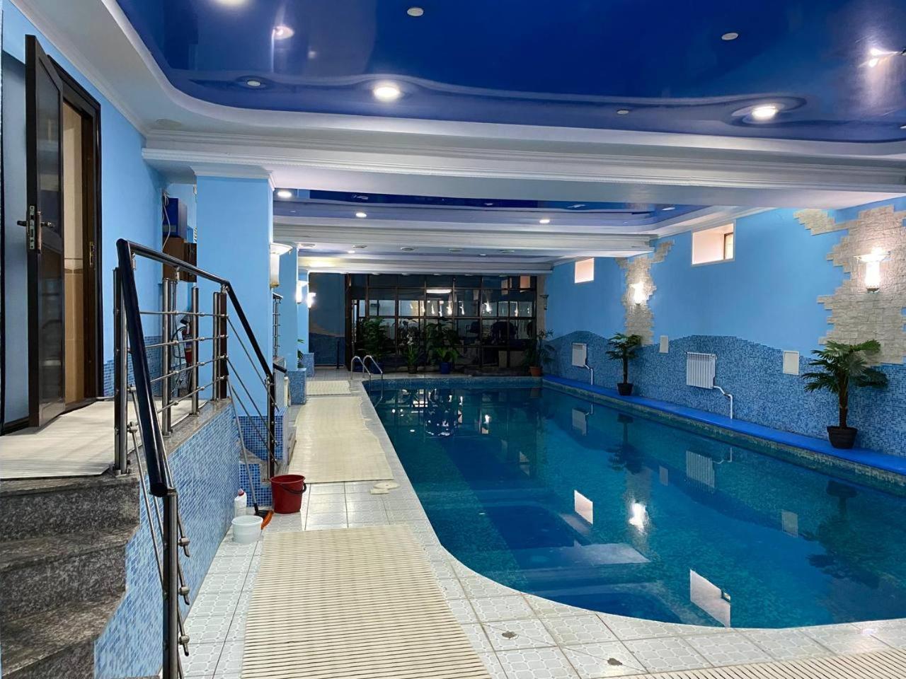 Deluxe Spa-Hotel Ustʼ-Kamenogorsk 외부 사진